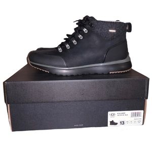 UGG Olivert 101725 Leather Waterproof Winter Boots and Laces Black size 13